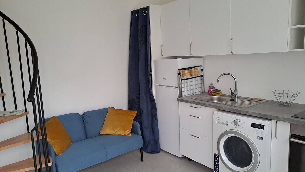Bazoches-sur-Guyonne Apartment | T1 quiet near Paris ideal romantic getaway Haute Vallée Chevreuse