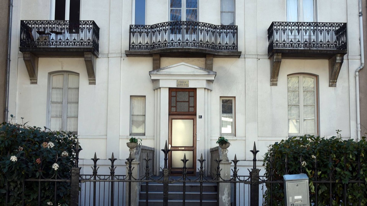 Bagneres-de-Luchon Apartment | T2 38 m2 - at the foot of the LUCHON Spa, Ideal for THERMAL CURES