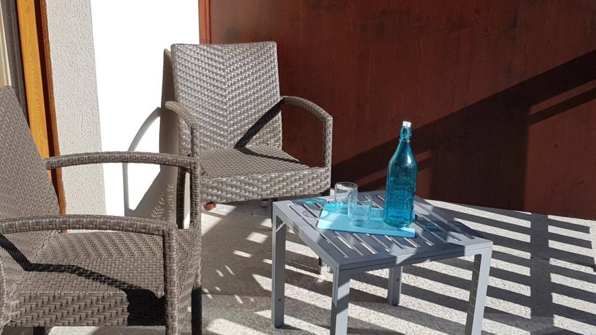 Selonnet Apartment | T2/7-Apartment-Club-Ensuite with Bath-Mountain view