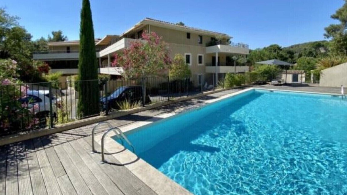 Est Apartment | T2 Aix en Provence Piscine Terrasse Climatisé