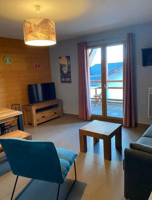Font-Romeu-Odeillo-Via Apartment | T2 avec vue à 30m des télécabines