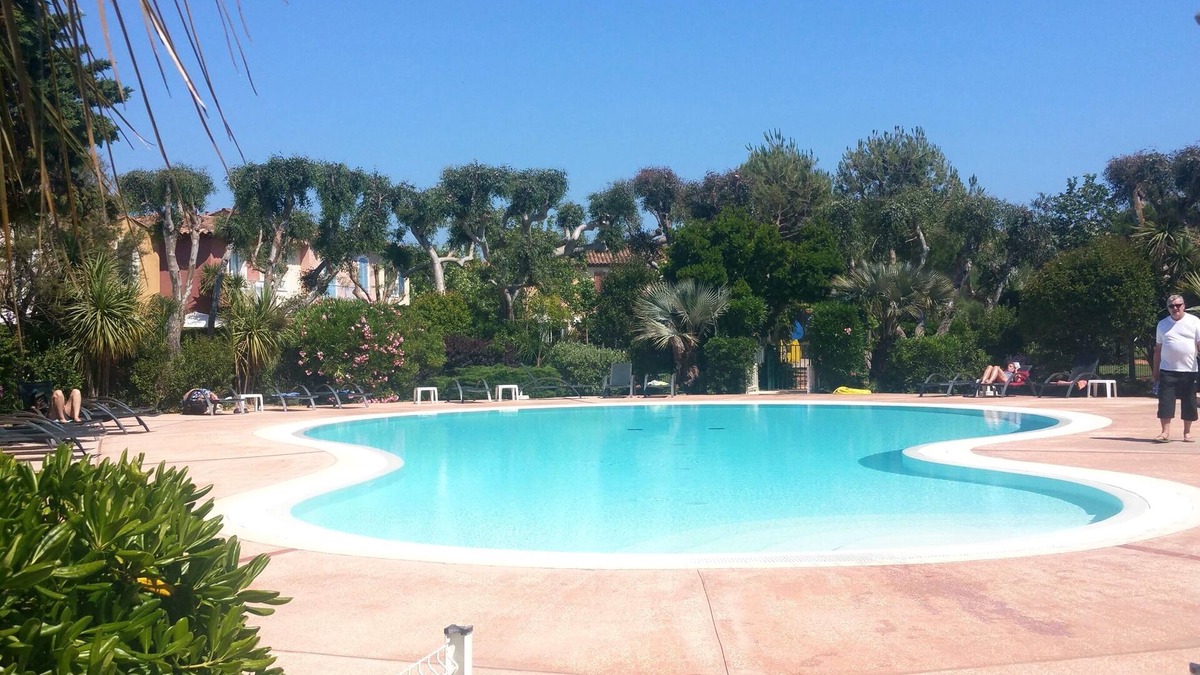 Giens Apartment | T2 "Cabanons" 5pers, Beach walk pool "Ecrins de la Badine