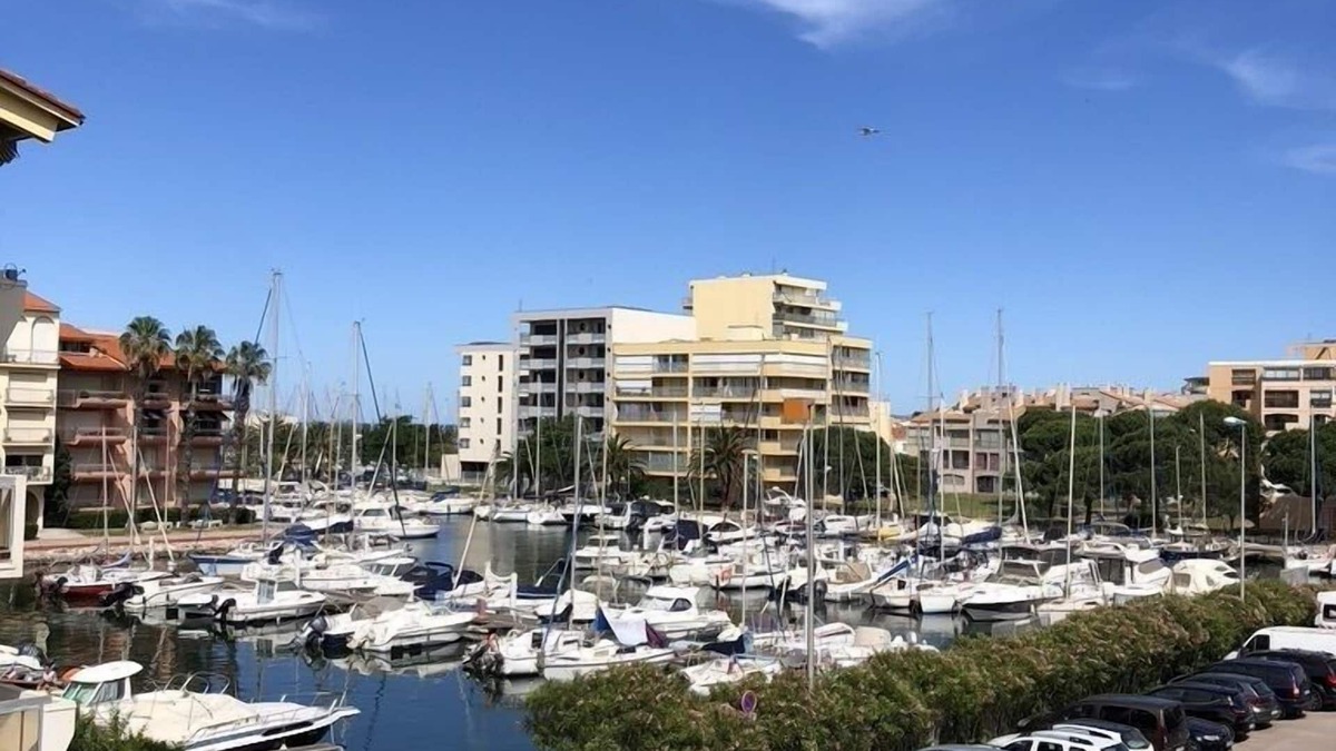 Le Port Apartment | T2 comfortable Marina de Canet Plage