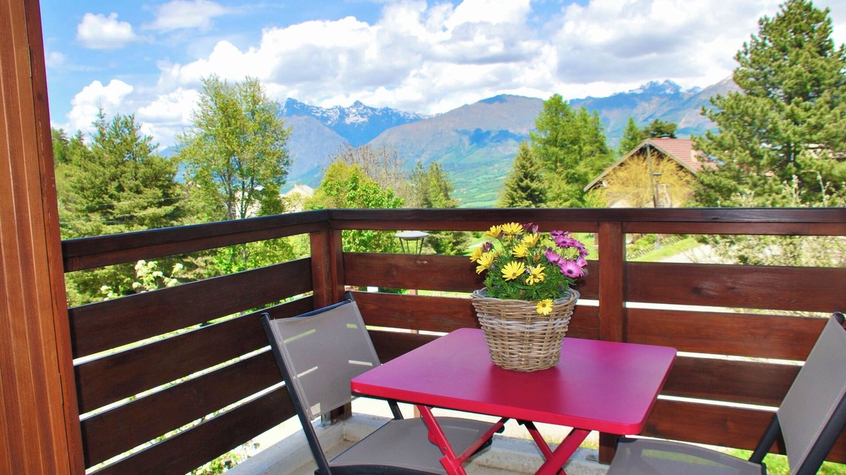 Laye Apartment | T2 Standing Classé 3 Meublé Tourisme. Animaux de Compagnie Acceptés