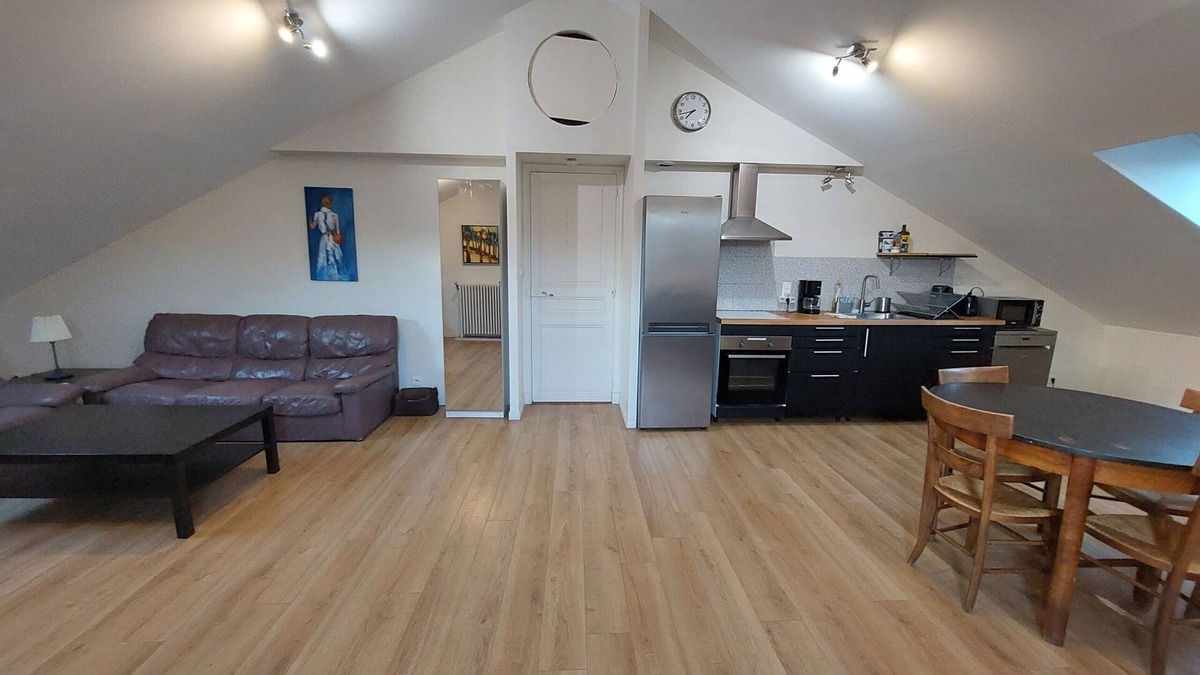 Gardanne Apartment | T3 90 m2 2 bedrooms 2 bathrooms Parking Clos