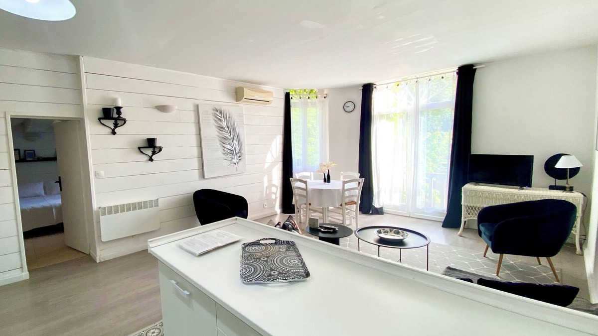 Eugenie-les-Bains Apartment | T3 curiste rental 600m from the spa