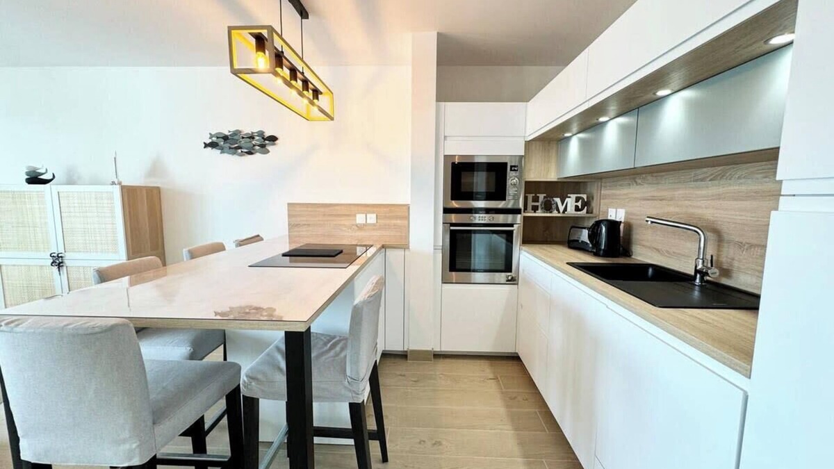 Saint-Pierre-Quiberon Apartment | T3 de standing – Plein bourg - 100m des plages