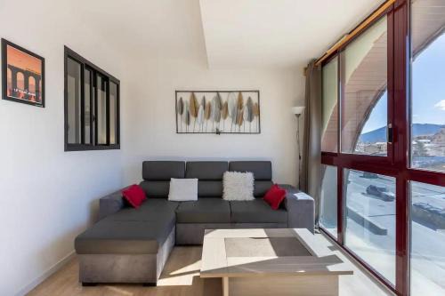 Les Angles Apartment | T3 Les Angles Plein Centre Station
