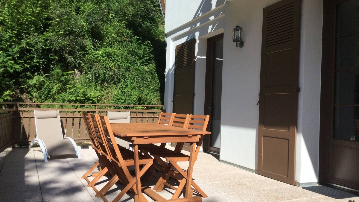 Ax-les-Thermes Apartment | T3 * stars 4/6 P terrace 300 m ski private parking-SAUNA ROOM SPORT wifi