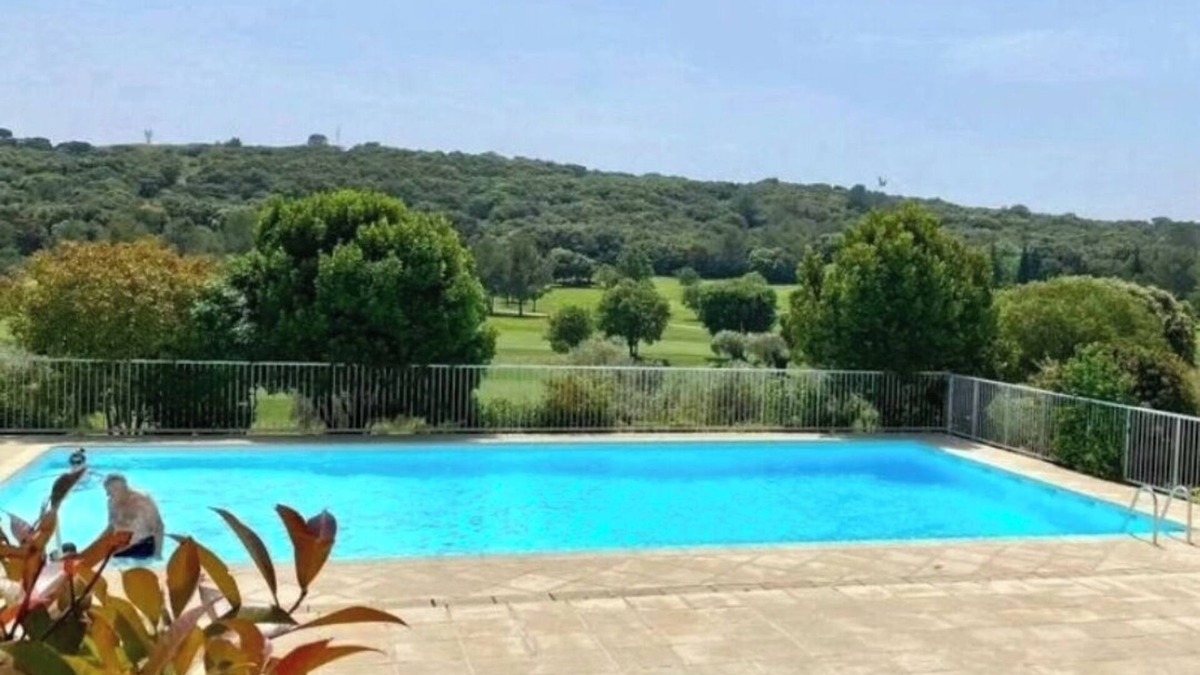 Garrigues Apartment | T4 100 m2 vue sur le Golf Avec Terrasse ET Piscine