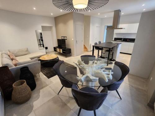 Genas Apartment | T4 duplex neuf parking - Aéroport-Eurexpo-Stade