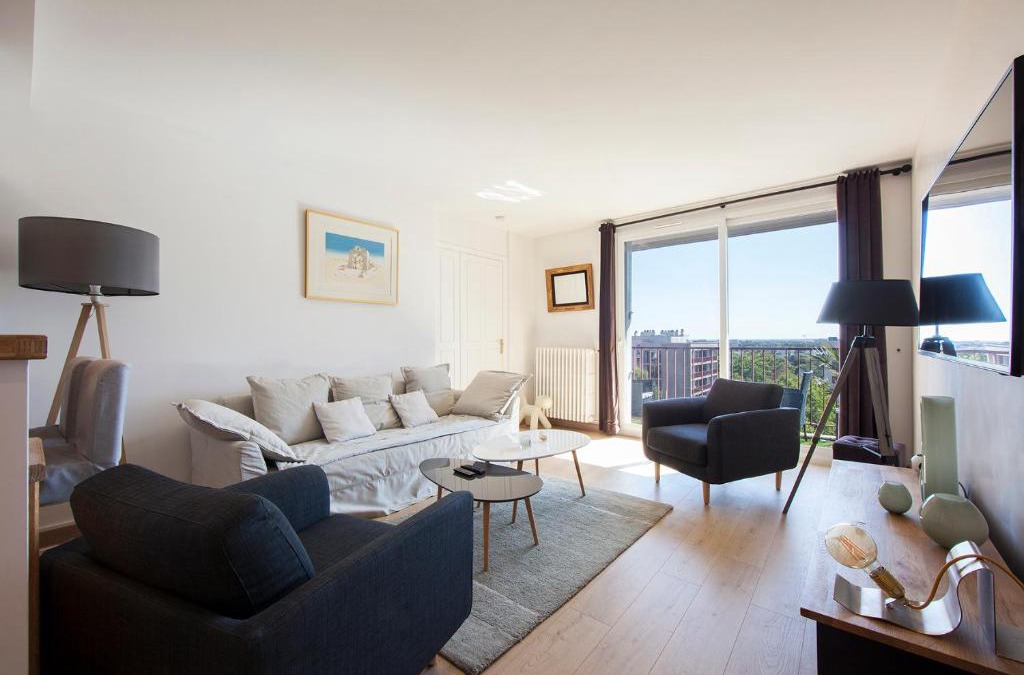 Bourg-l'Eveque Apartment | T4 refait à neuf Rennes, 3 ch. parking, 2 balcons.
