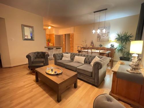 Delle Apartment | T4 Super confort Gare de Delle