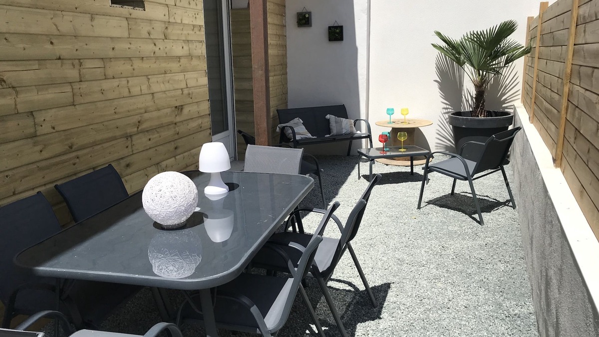 Angoulins Apartment | T4 with courtyard and SPA 400m from the beach
