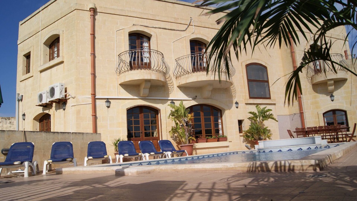 Gharb Villa | Ta Cikku, a luxury 5 bedroom with villa with pool for family, friends and fun.