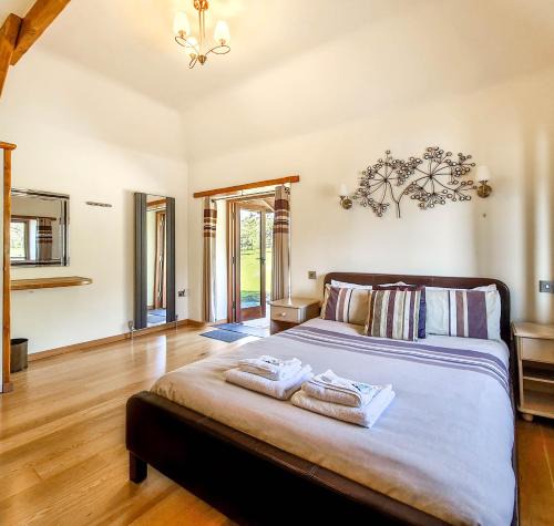 Fivelanes House | Ta Mill Cottages & Lodges - Olde Granary