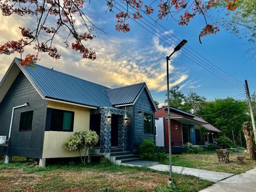 Si Samrong Bed & Breakfast | Ta Thai Cooking & Stay