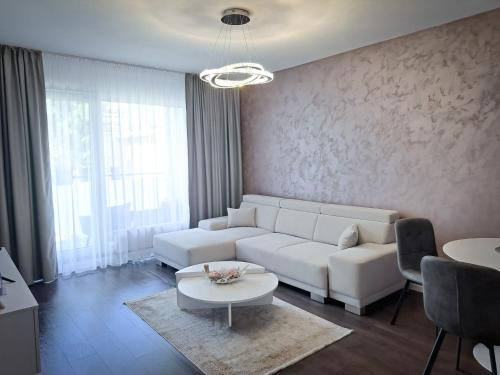 Nitra Apartment | Tabáň Marble apartment (city center & free parking)
