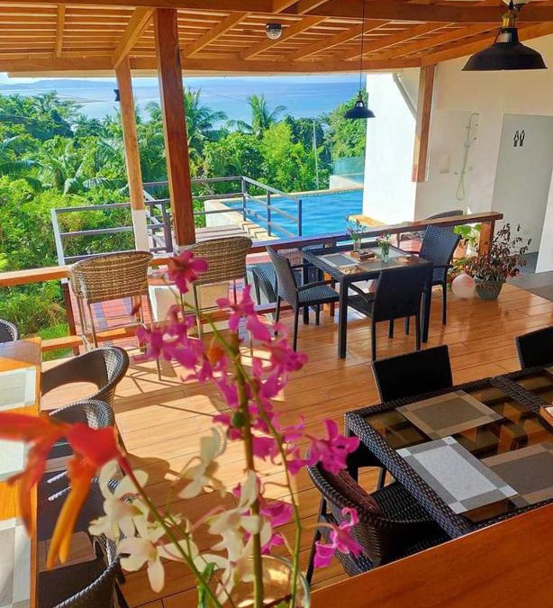 Ferrol House | Tablas Seaview Homestay