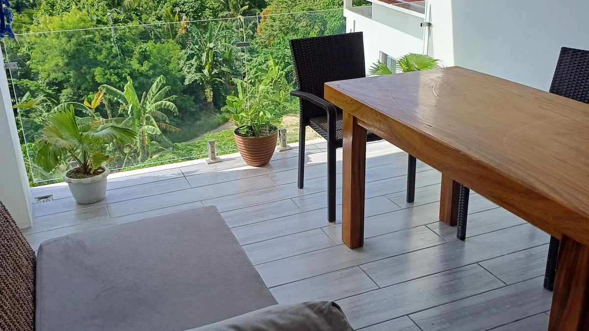 Ferrol Resort | Tablas Seaview Homestay