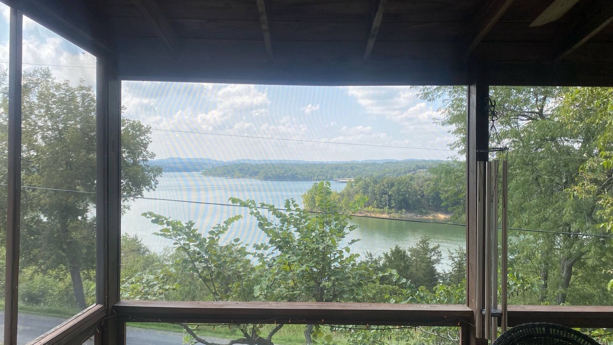 Cassville Cottage | Table Rock Lake Big M Marina close to Eagle Rock