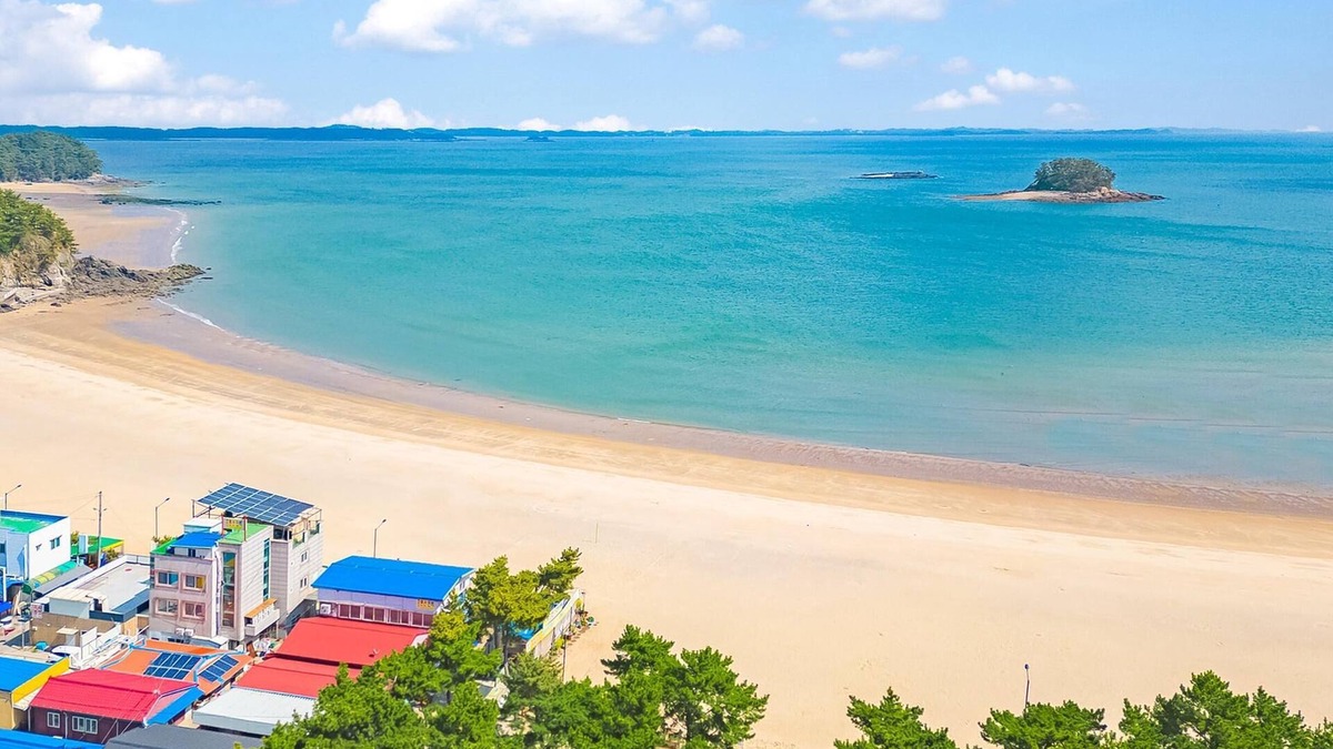 Kujanggul House | Taean Yeonpohaebyenap Pension