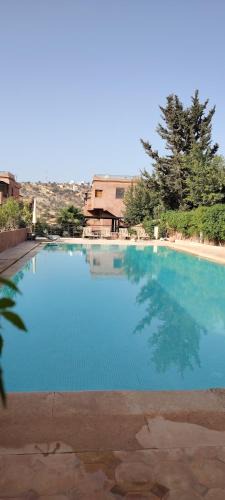Ait Bihi Apartment | Taghazout Hillside Apartment with Swimming Pool