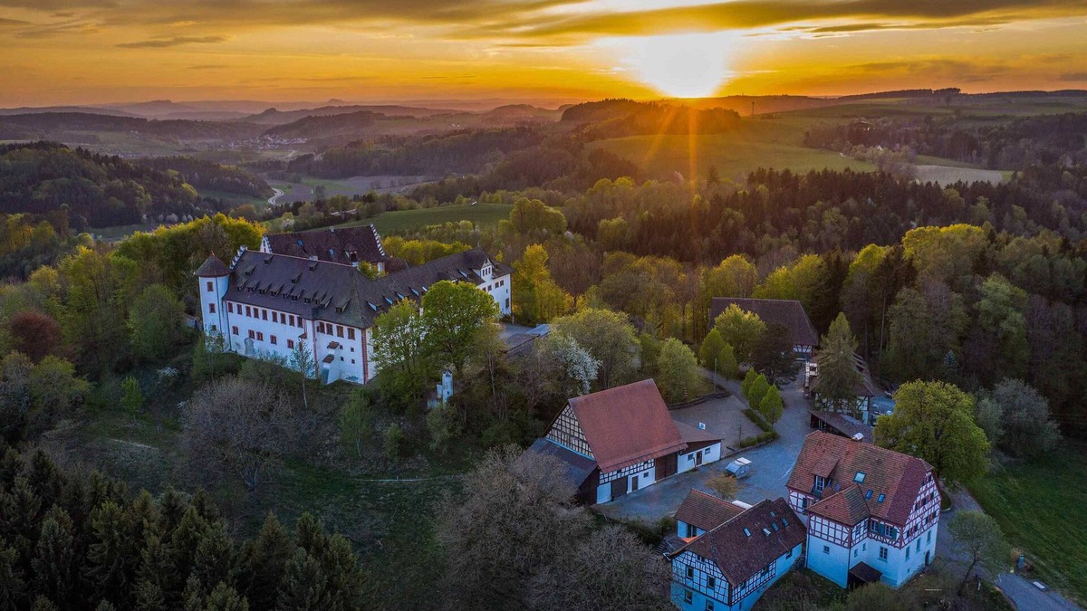 Hohenfels Hotel | Tagungszentrum Schloss Hohenfels