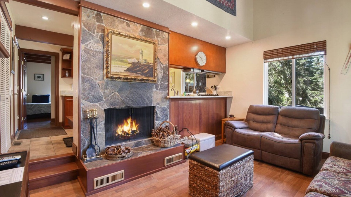 Dollar Point House | Tahoe City Getaway | Minutes from Lake and Activities