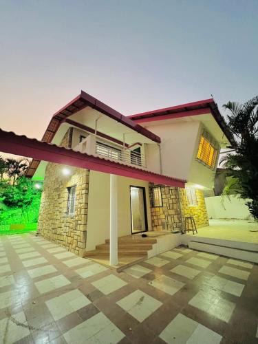 Arsiwalla Villa Villa | Taj Villa with free Wifi