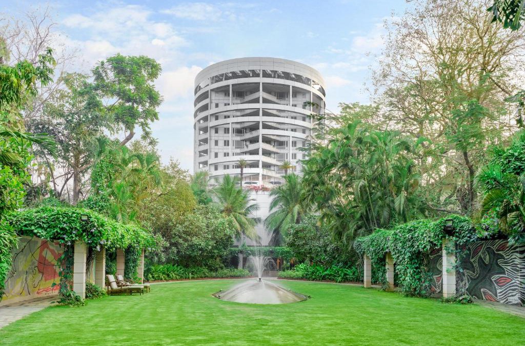 Wellington Pier Apartment | Taj Wellington Mews, Mumbai