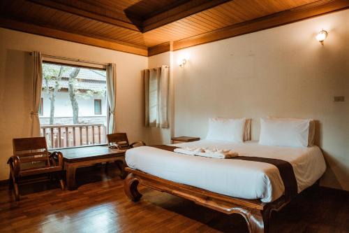 Tak Hotel | Tak Andaman Resort & Hotel