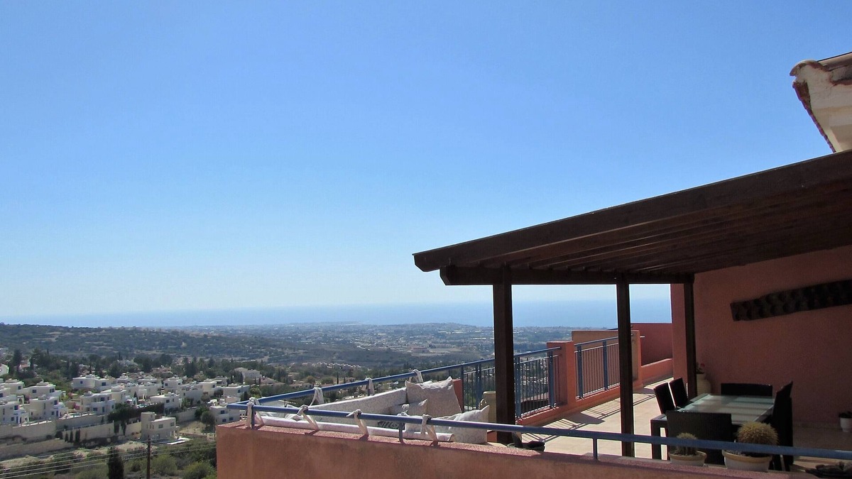 Tala Condo | Tala Hilltop Penthouse - 360 Seaview