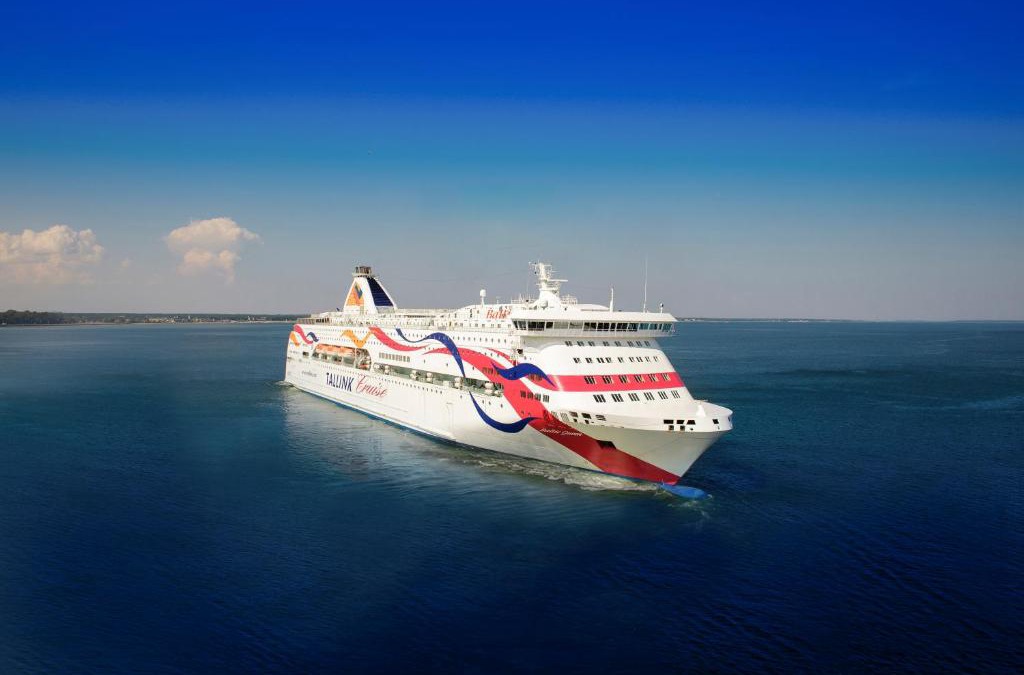 Kesklinn Boat Rental | Tallink ferry - Baltic Queen Tallinn to Stockholm