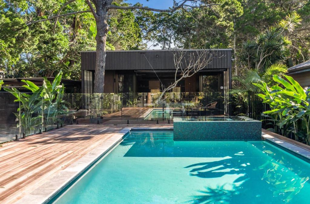 Suffolk Park House | Tallowood - luxury beach house with pool & studio