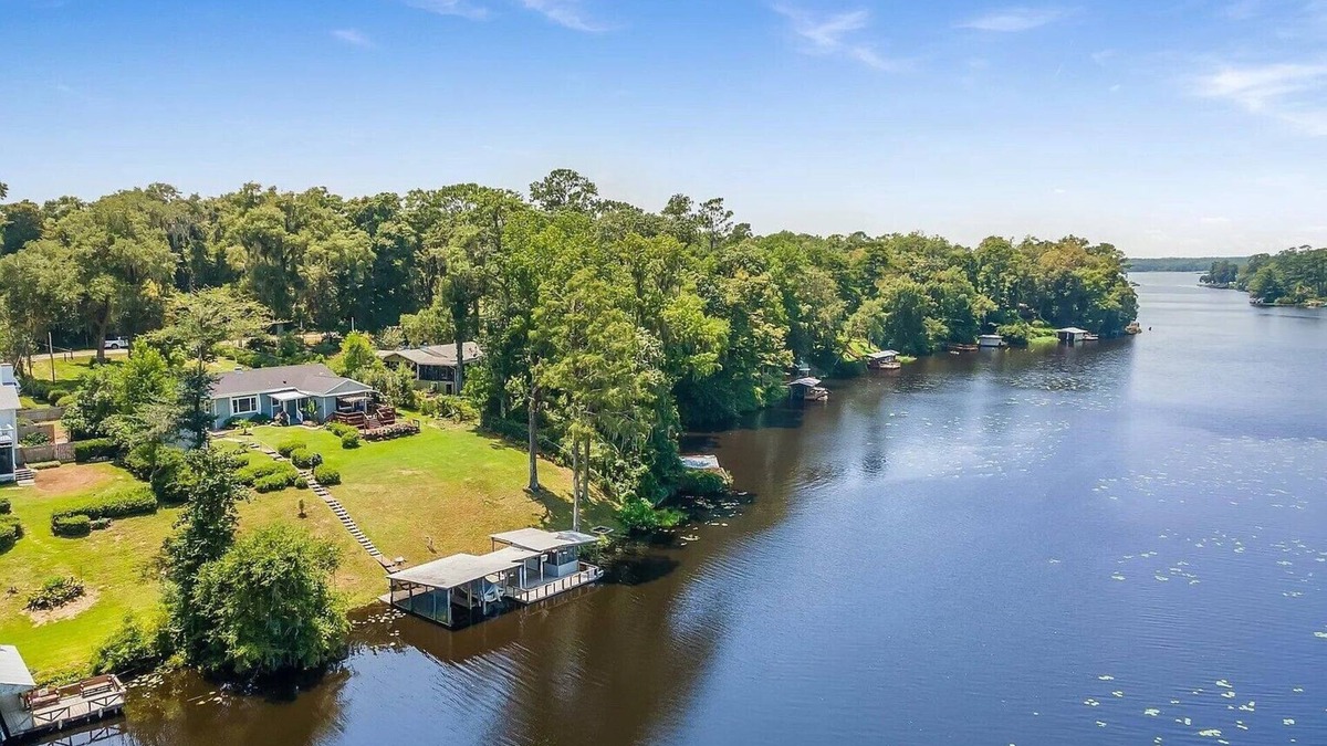 Telogia House | Talquin Lakeside Retreat 4BR/2Bath 1500sqft, 25 minutes to FSU