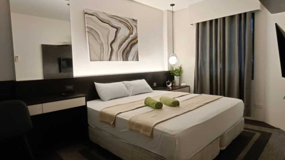 Maribago Condo | Tambuli 1 Bedroom Beachfront Condo