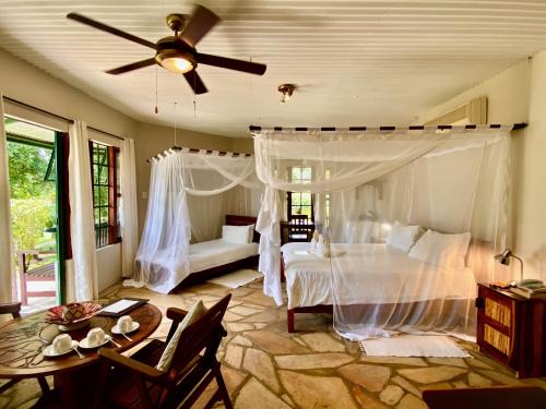 Rundu Cabin | Tambuti lodge