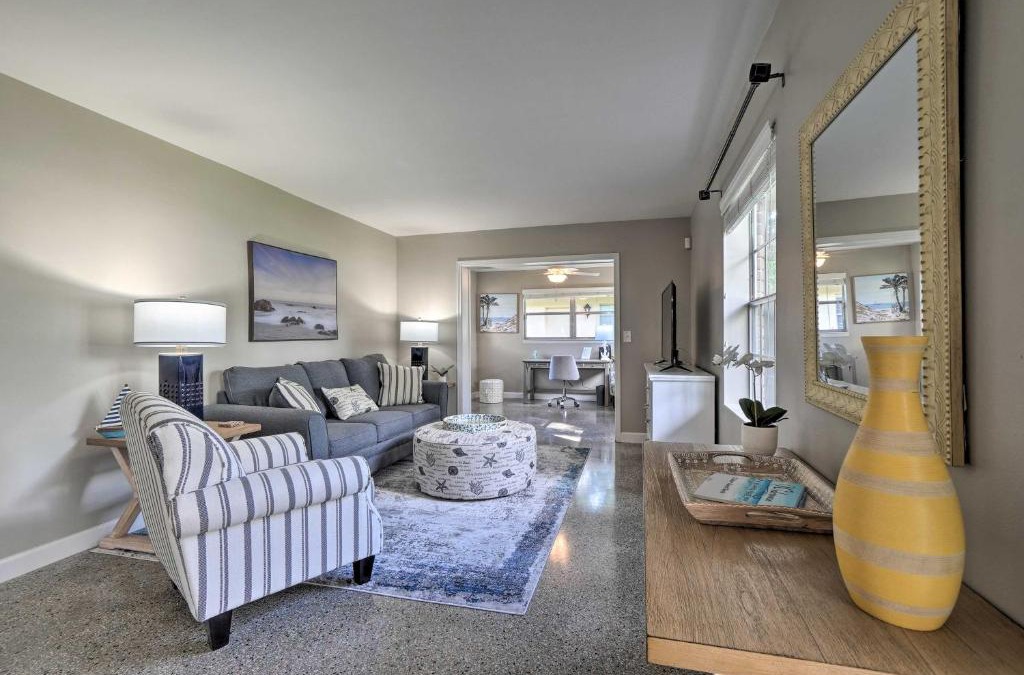 Bay Crest Park House | Tampa Home Near Boat Ramp about 10 Mi to Dtwn!