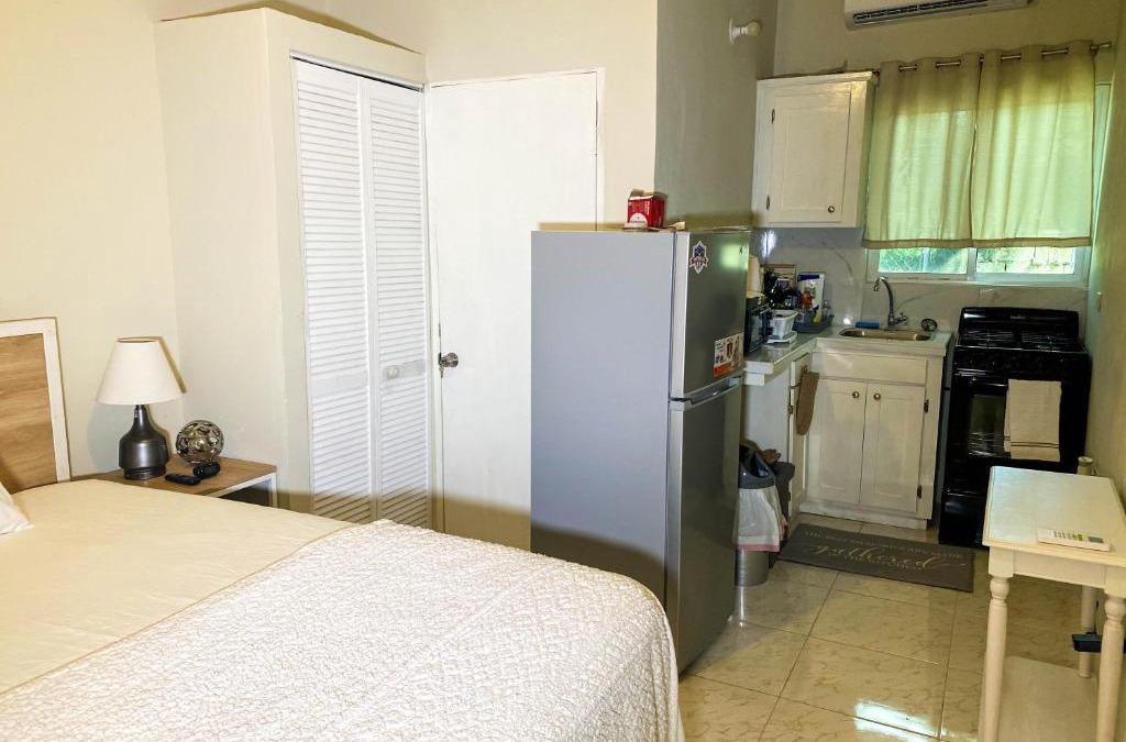 West Gate Hills Apartment | Tamra's Cozy Hideaway