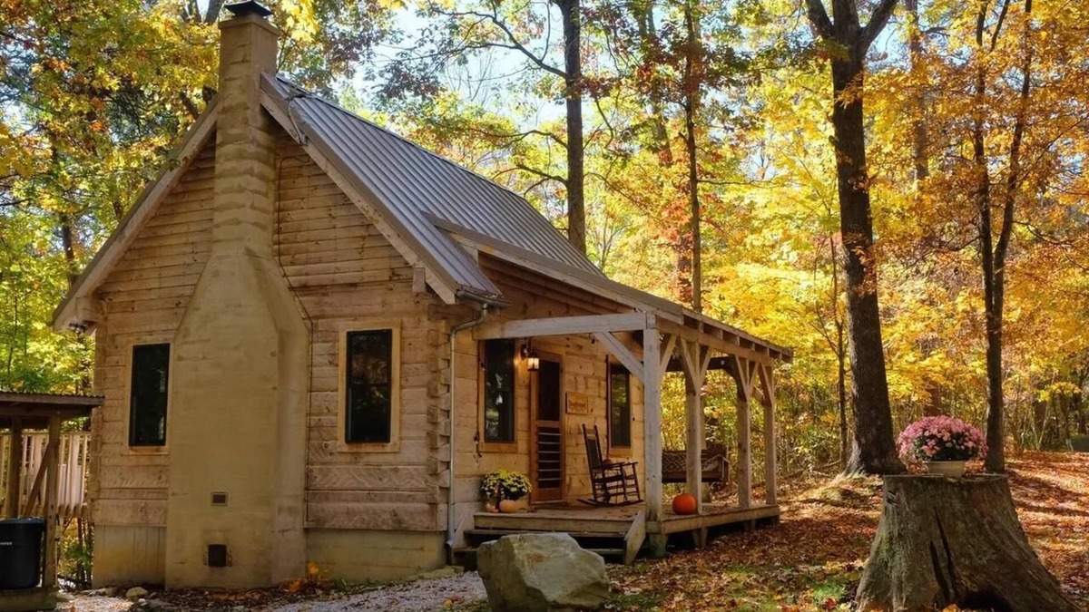 Rockbridge Cabin | Tanglewood Cabin in Hocking Hills (with WiFi)