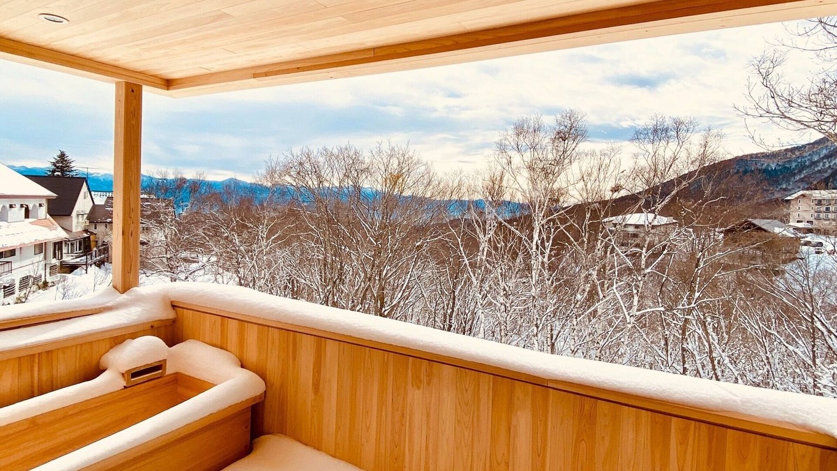 Madarao Mountain Resort House | Tani5 sleepsprivate openair bathself catered 8seater carprivate kitchenmoutain view / Iiyama Nagano