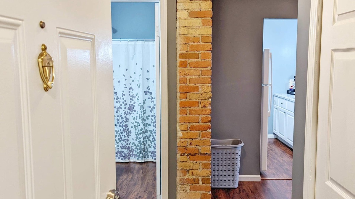 Bay City Apartment | Tanner Bldg Apt 11 - 2 bedroom (Downtown)