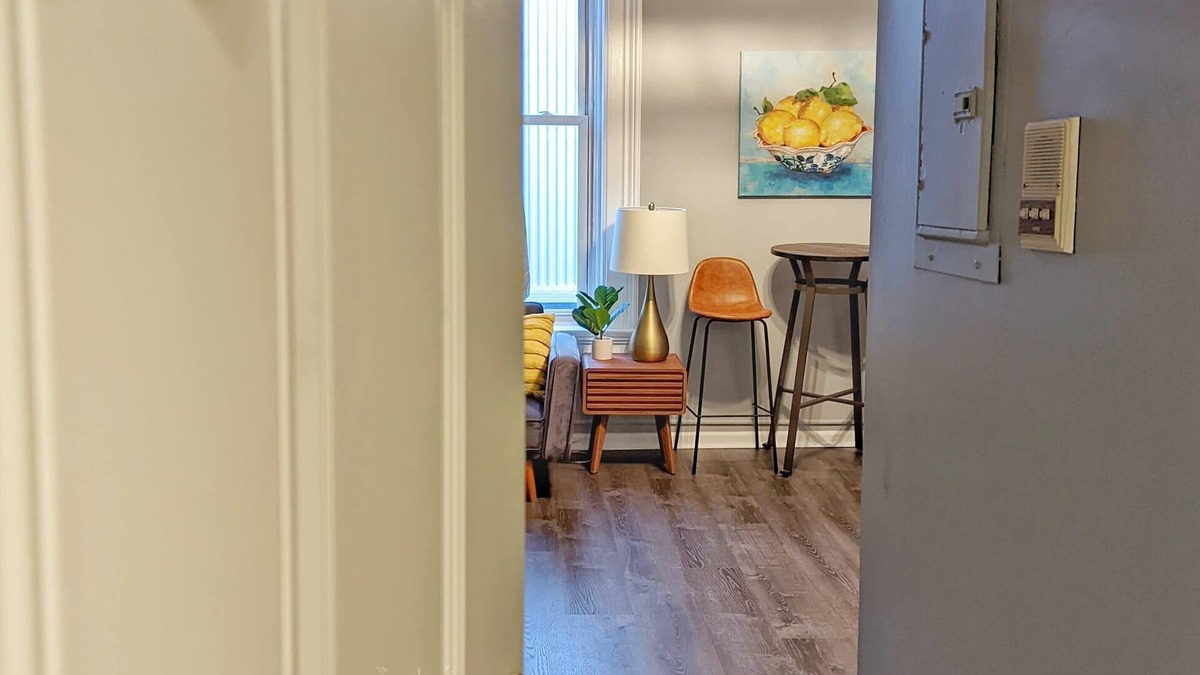 Bay City Apartment | Tanner Bldg Apt 4 - 1 bedroom (Downtown)