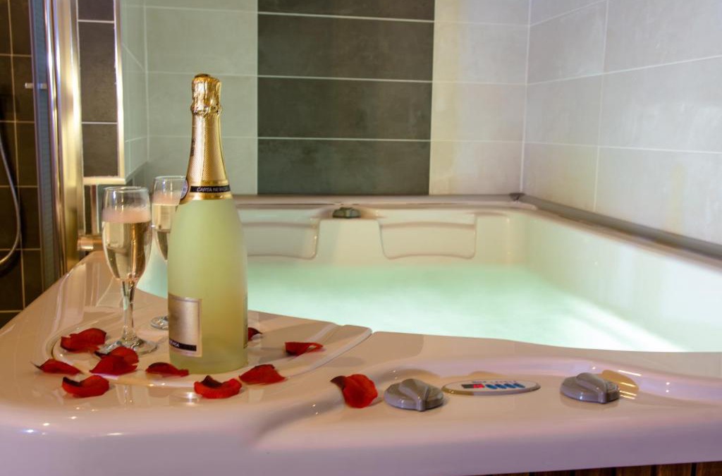 Lancharejo House | Tantra Love