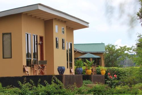 Karatu Cabin | Tanzanice Farm Lodge