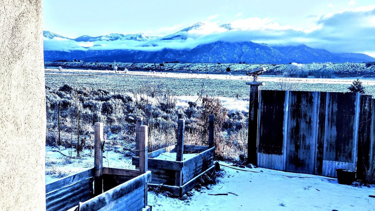 El Prado House | Taos countryside cottage with Breathtaking views