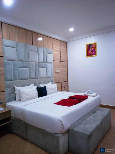 Biogbolo Hotel | Tap-Talle Hotel & Suites