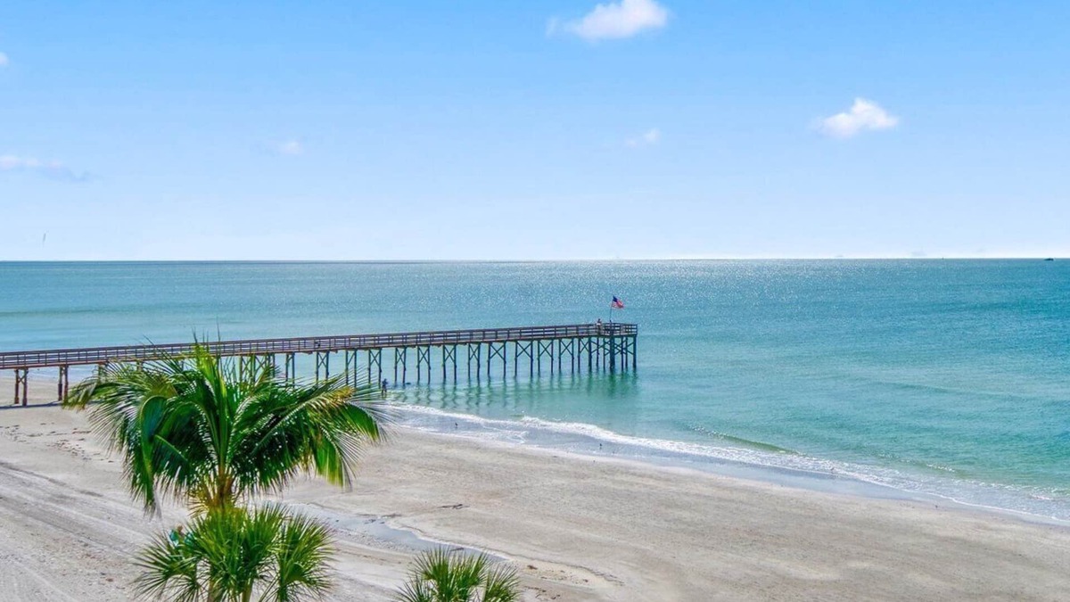 Redington Beach Condo | Tarpon Sky Lounge Luxury Beachfront Penthouse in Redington Beach FL