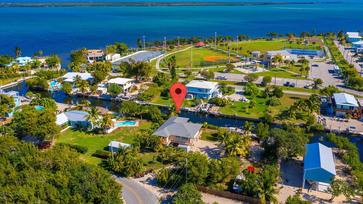 Whispering Pines House | Tarpon Tales | Pet-friendly home with fantastic boating access on Big Pine Key